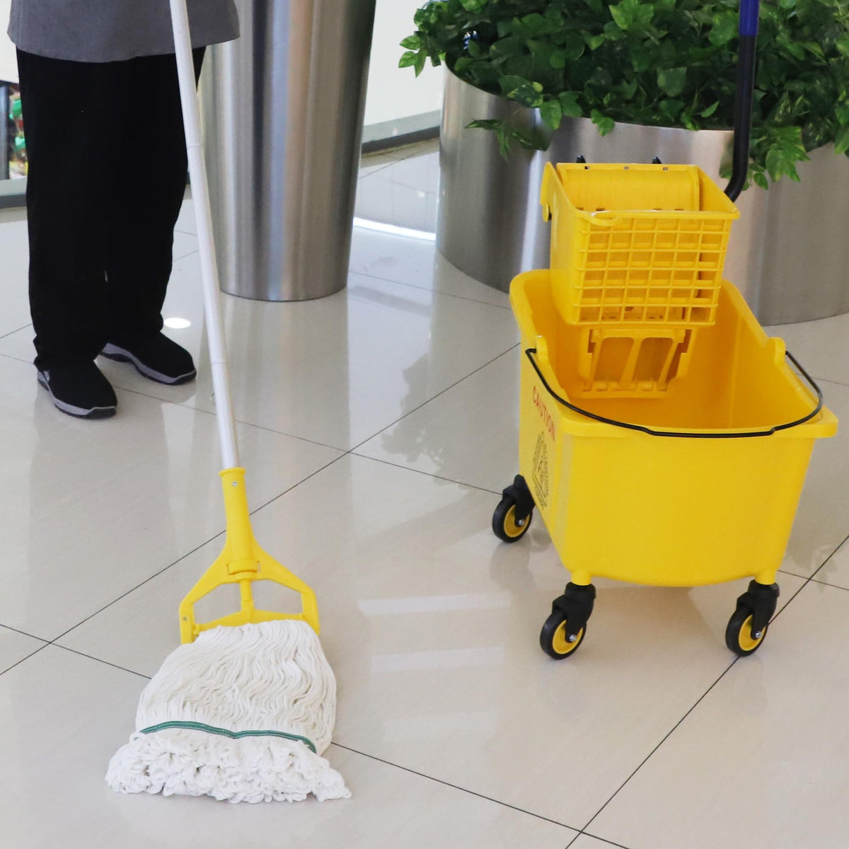 Commercial Mop Bucket with Side Press Wringer on Wheels Z919273