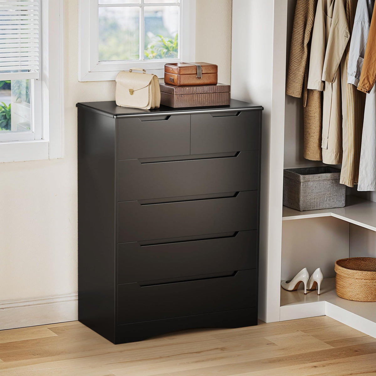 Black 6 Drawer Dresser Z133